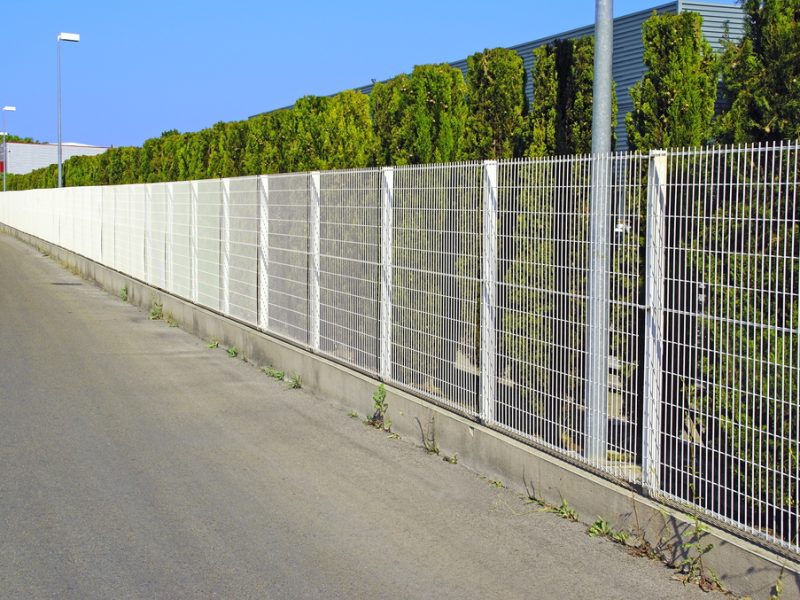Everything You Need To Know About Commercial Fencing: Advantages & Uses