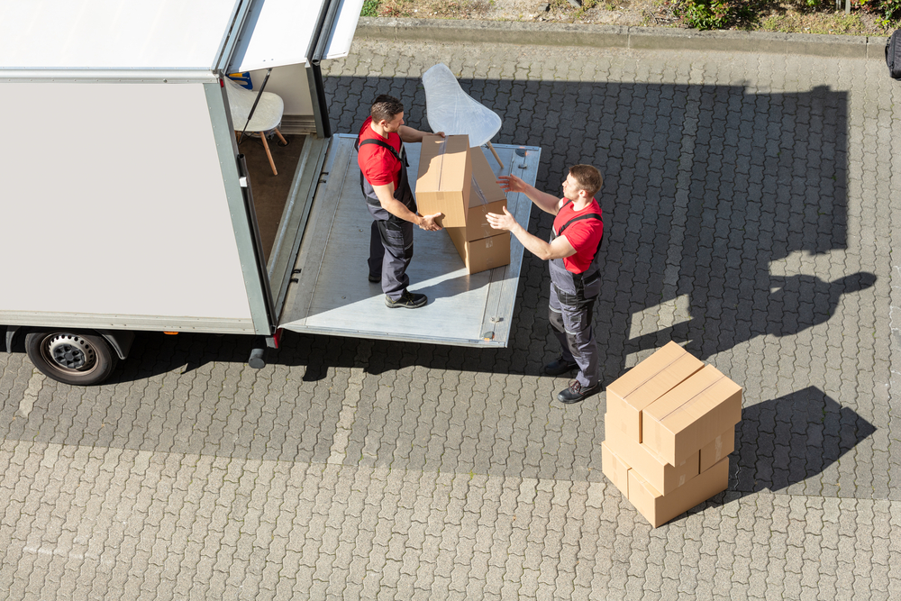 Making Your Move Hassle-Free: The Advantages Of Hiring Professional Moving Services